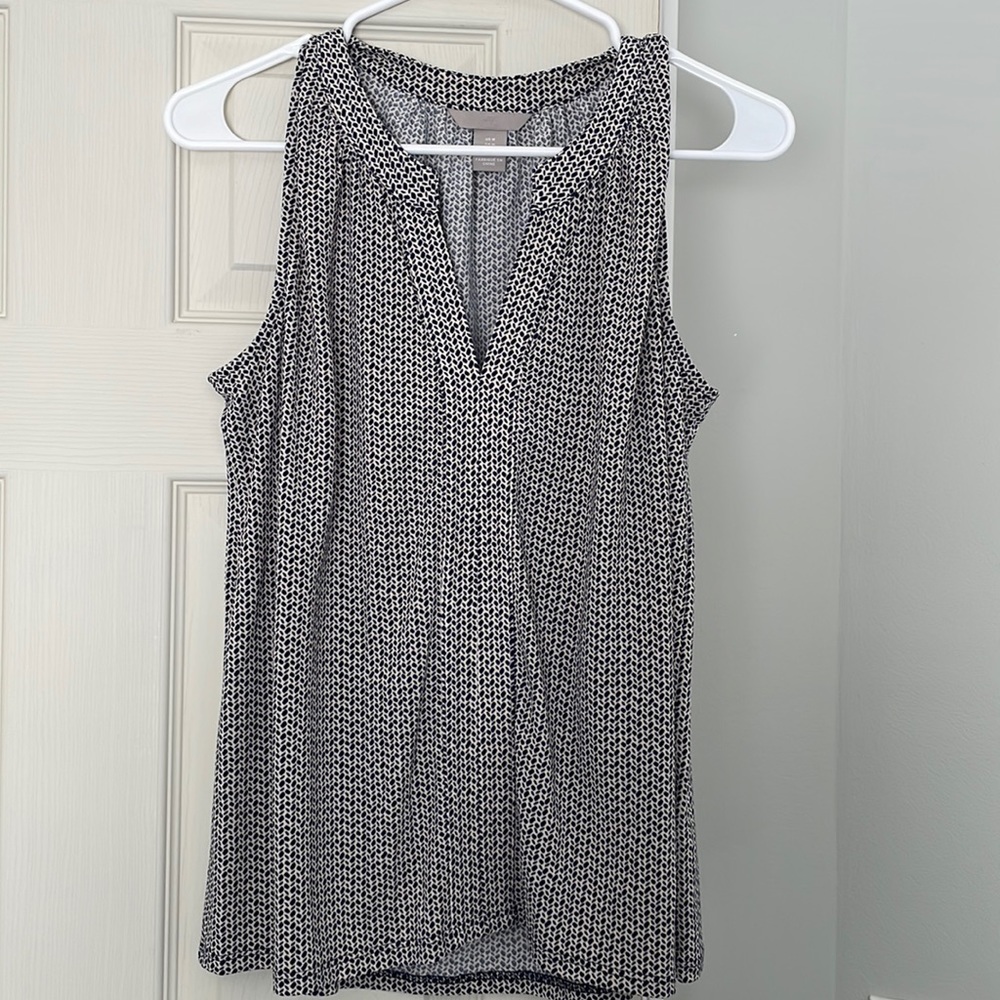H&M sleeveless blouse - Size M